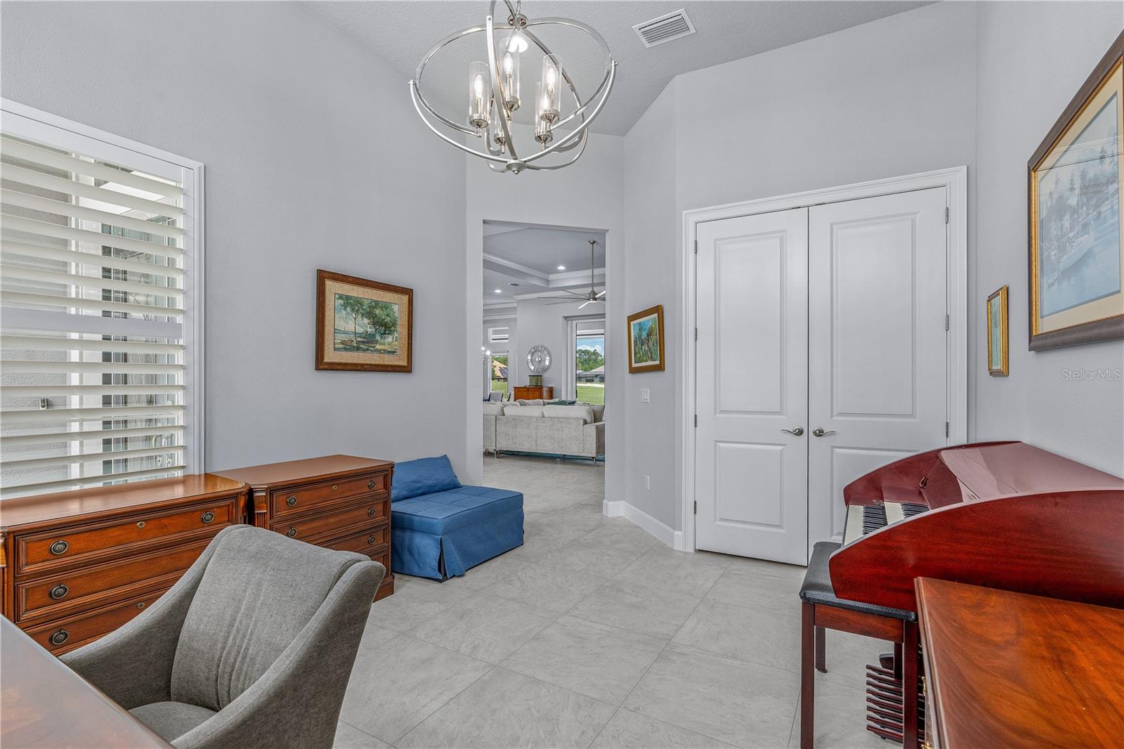 520 Wingspan Dr Property Photo 25