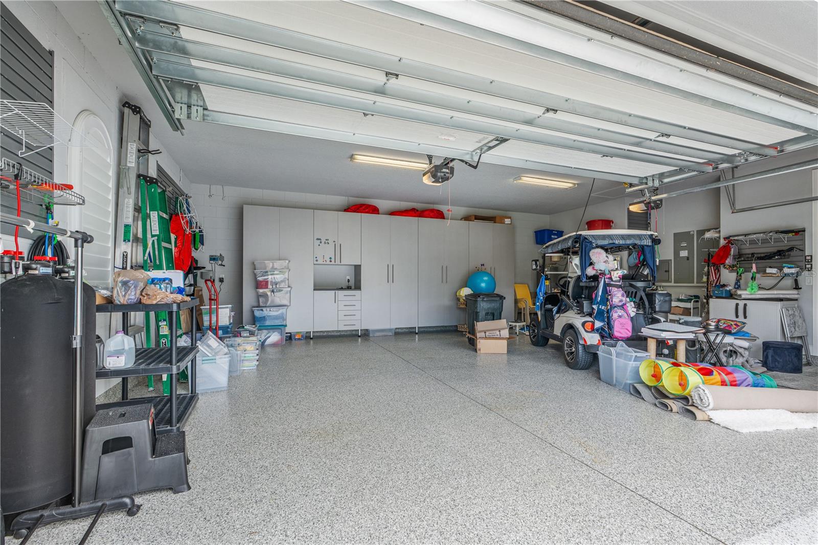 520 Wingspan Dr Property Photo 45