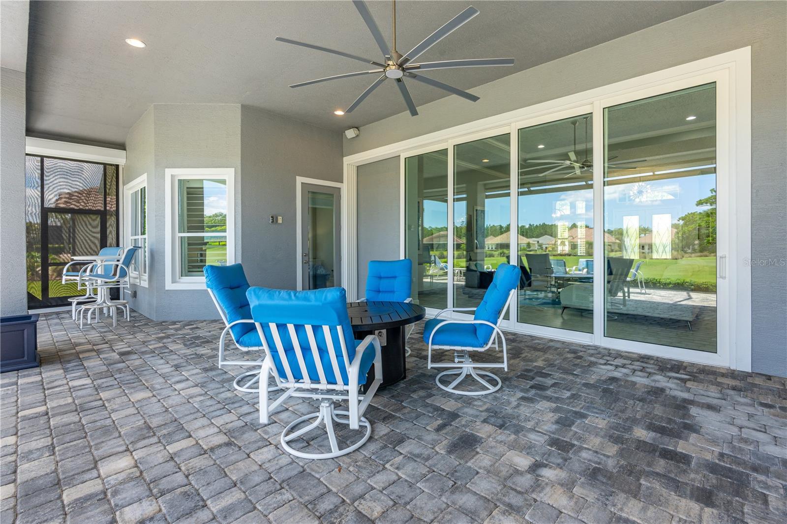 520 Wingspan Dr Property Photo 46