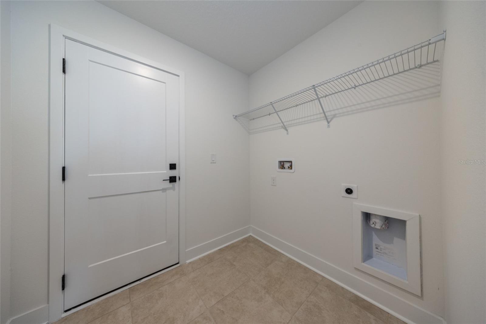 74 Princeton Ln Property Photo 23