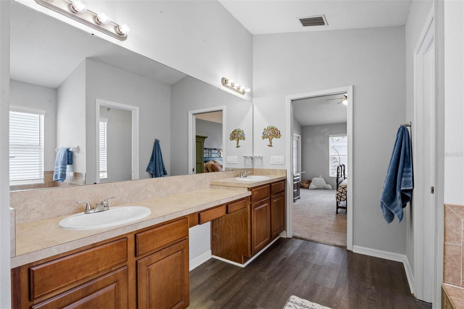 13428 Mandalay Pl Property Photo 27