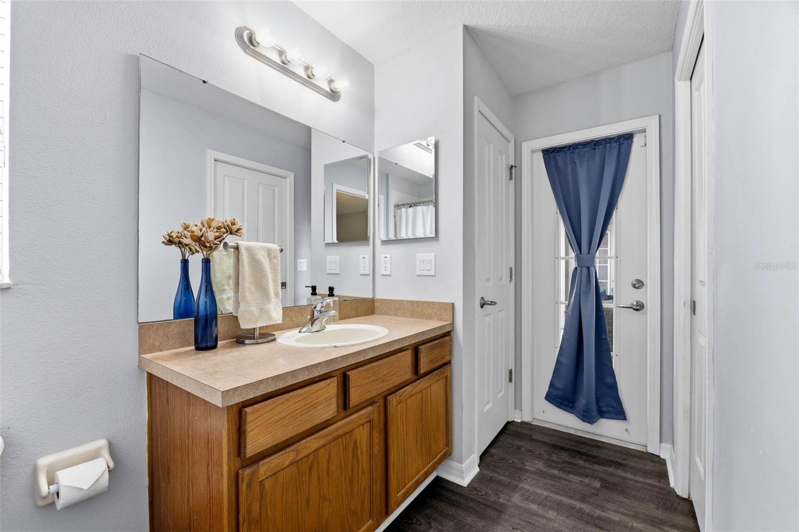 13428 Mandalay Pl Property Photo 32