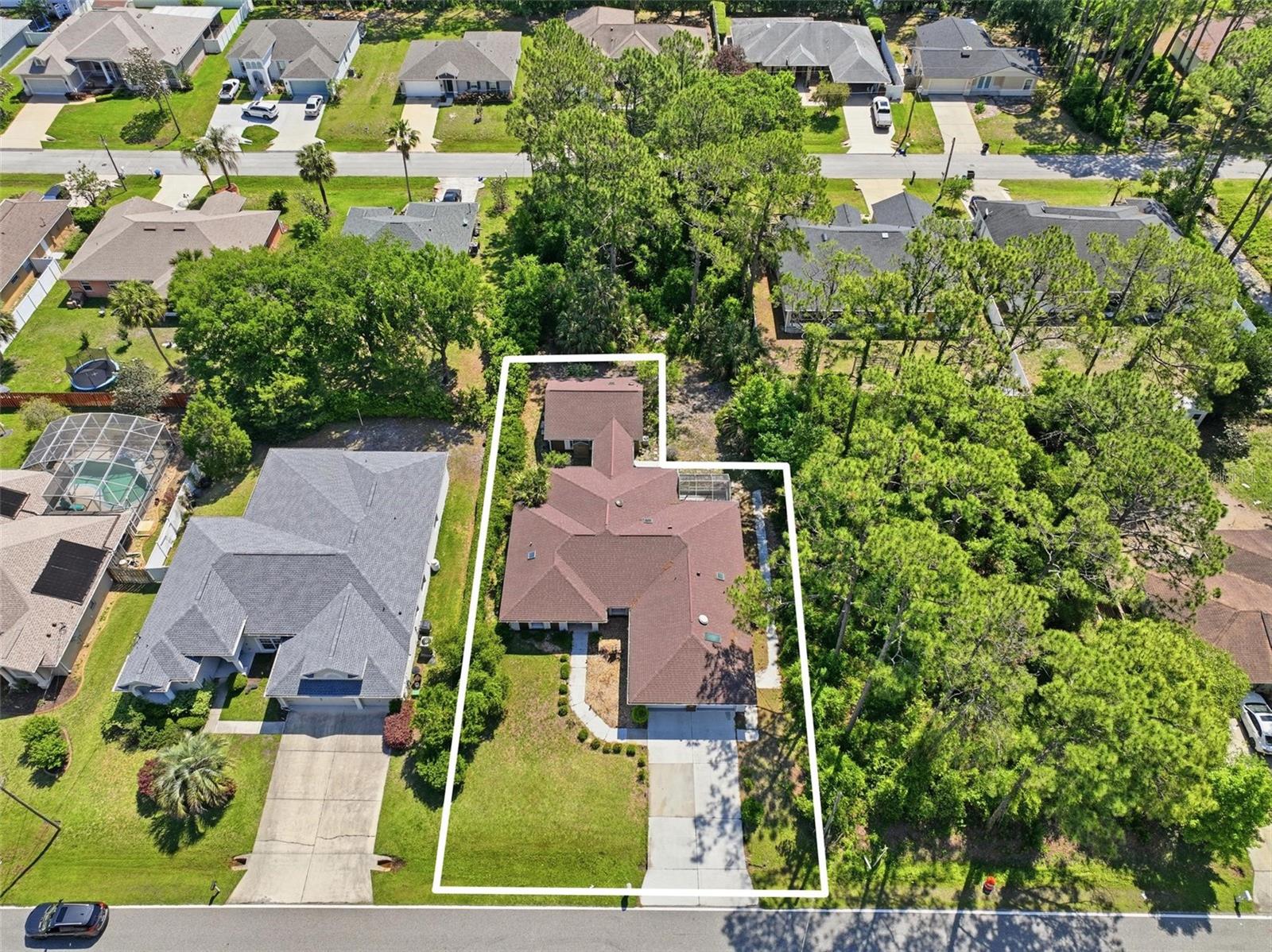 26 Woodbury Dr Property Photo 2