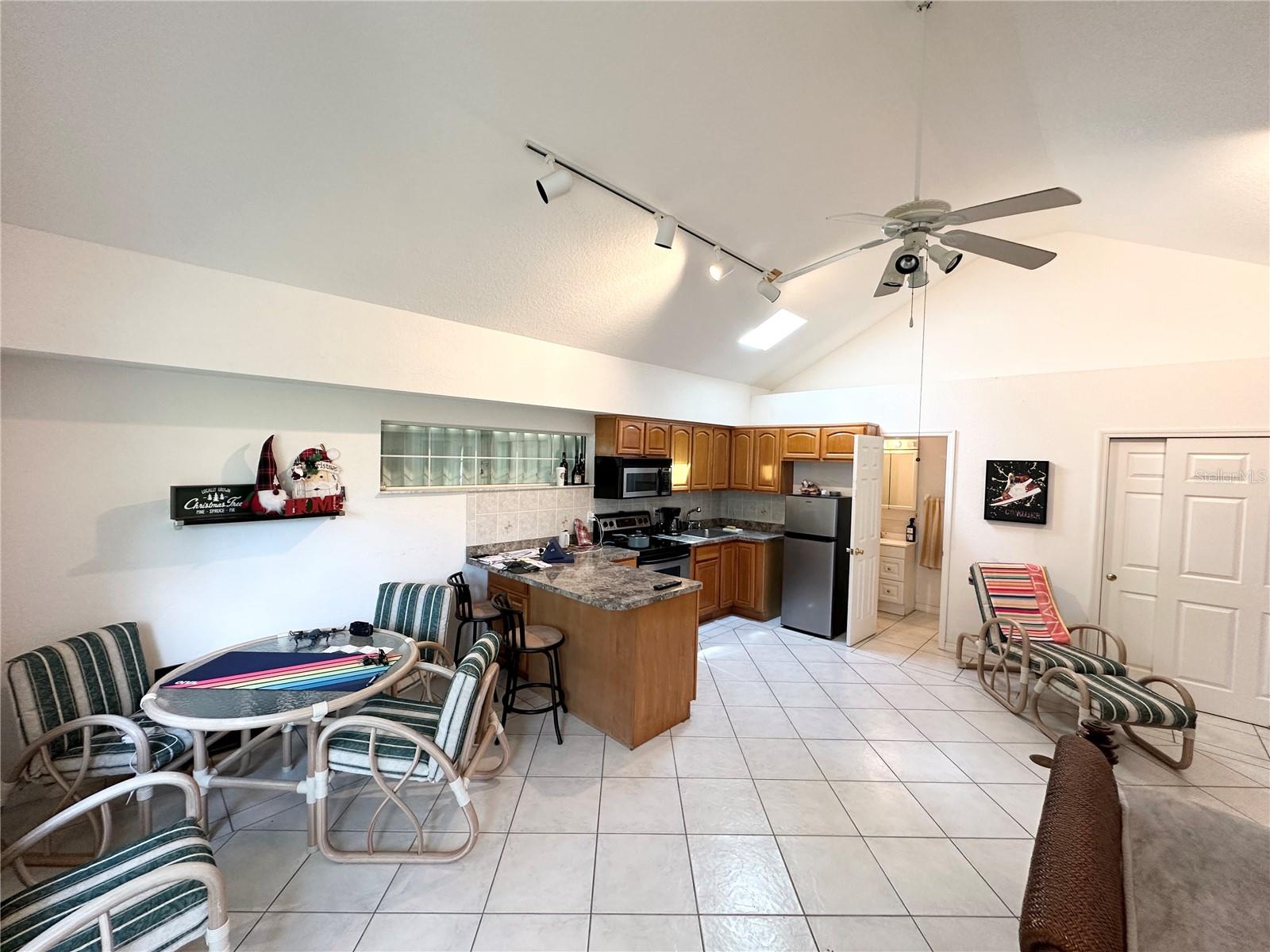 26 Woodbury Dr Property Photo 43