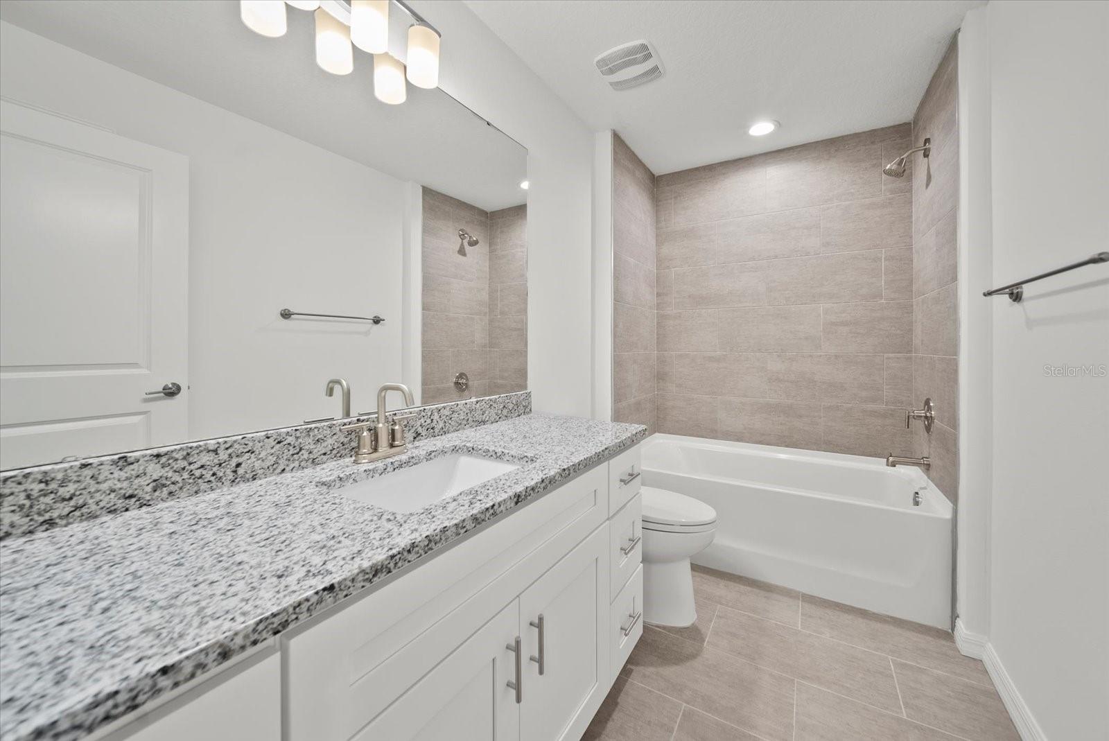 43 Ponce Deleon Dr #b Property Photo 5