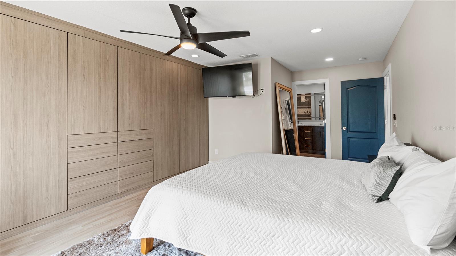 3400 Ocean Shore Blvd #4 Property Photo 27
