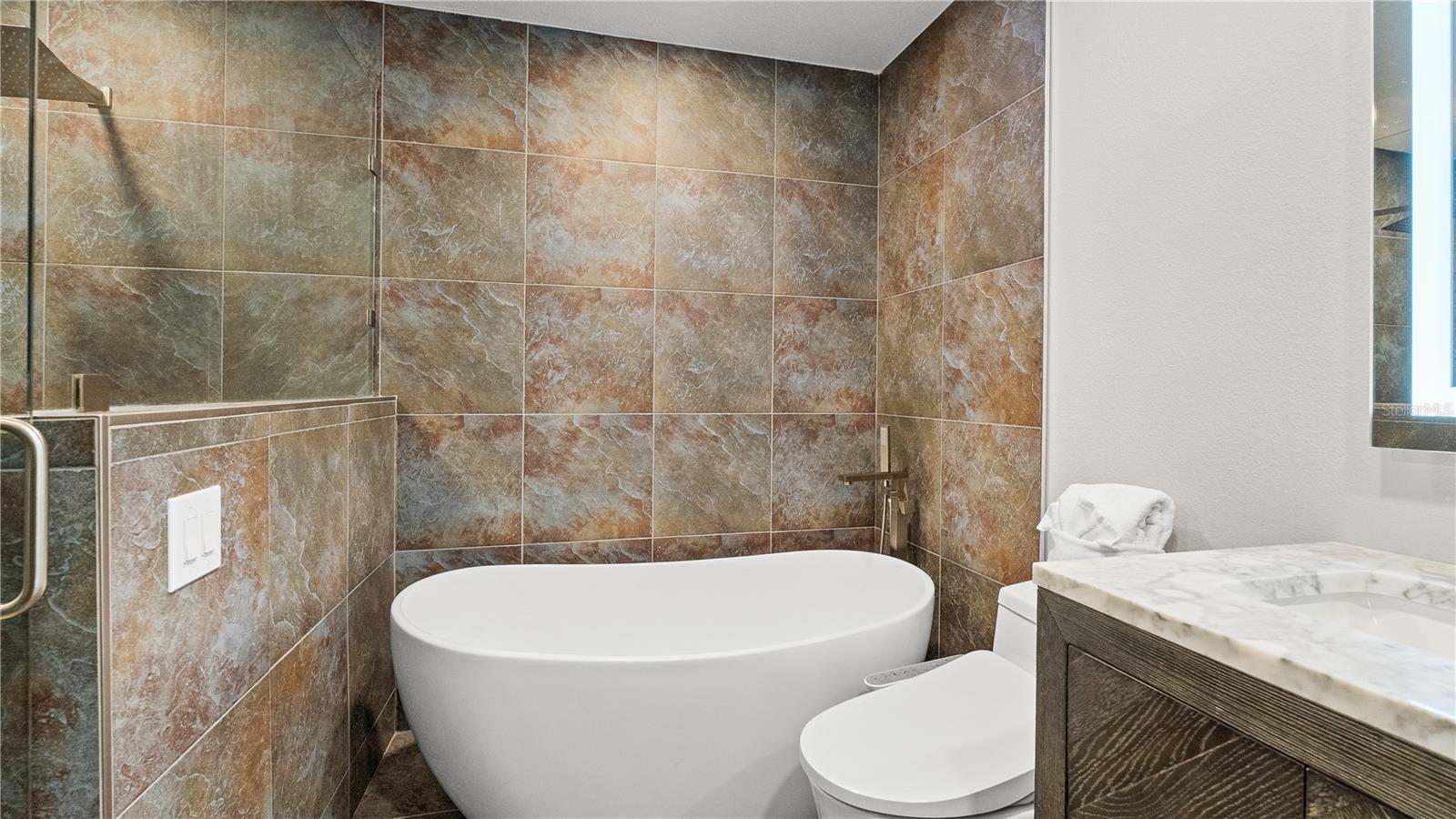 3400 Ocean Shore Blvd #4 Property Photo 38