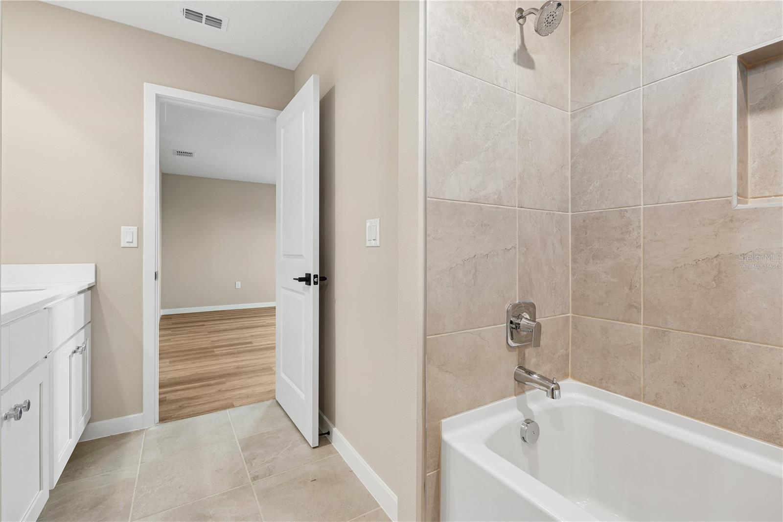 90 Springwood Dr Property Photo 15