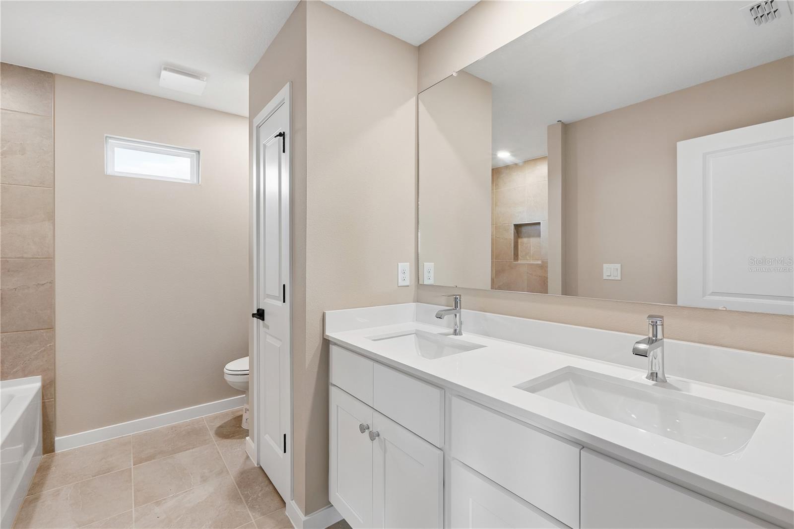 90 Springwood Dr Property Photo 16