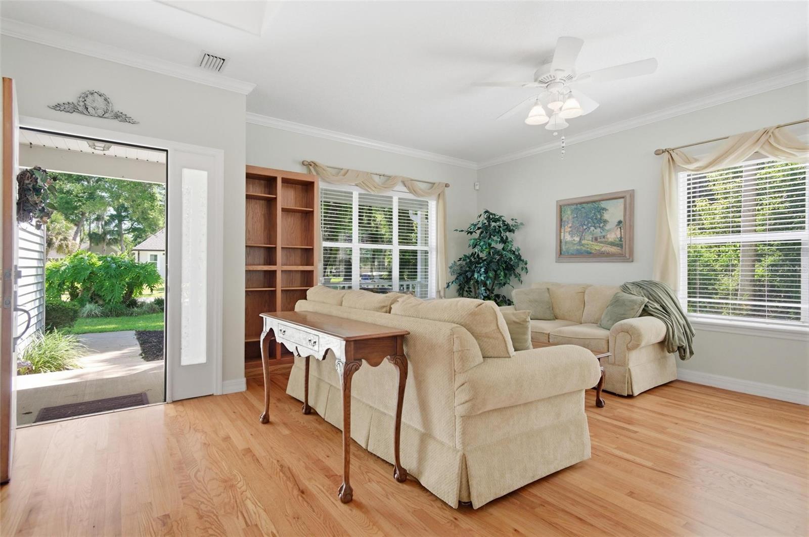 9 Whitehall Ct Property Photo 7