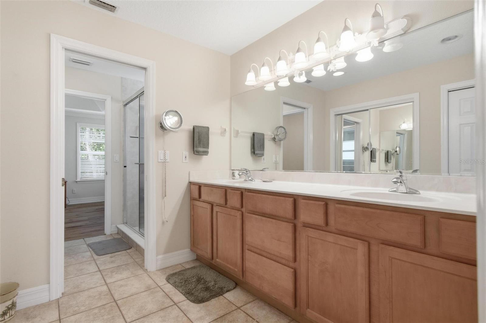9 Whitehall Ct Property Photo 24