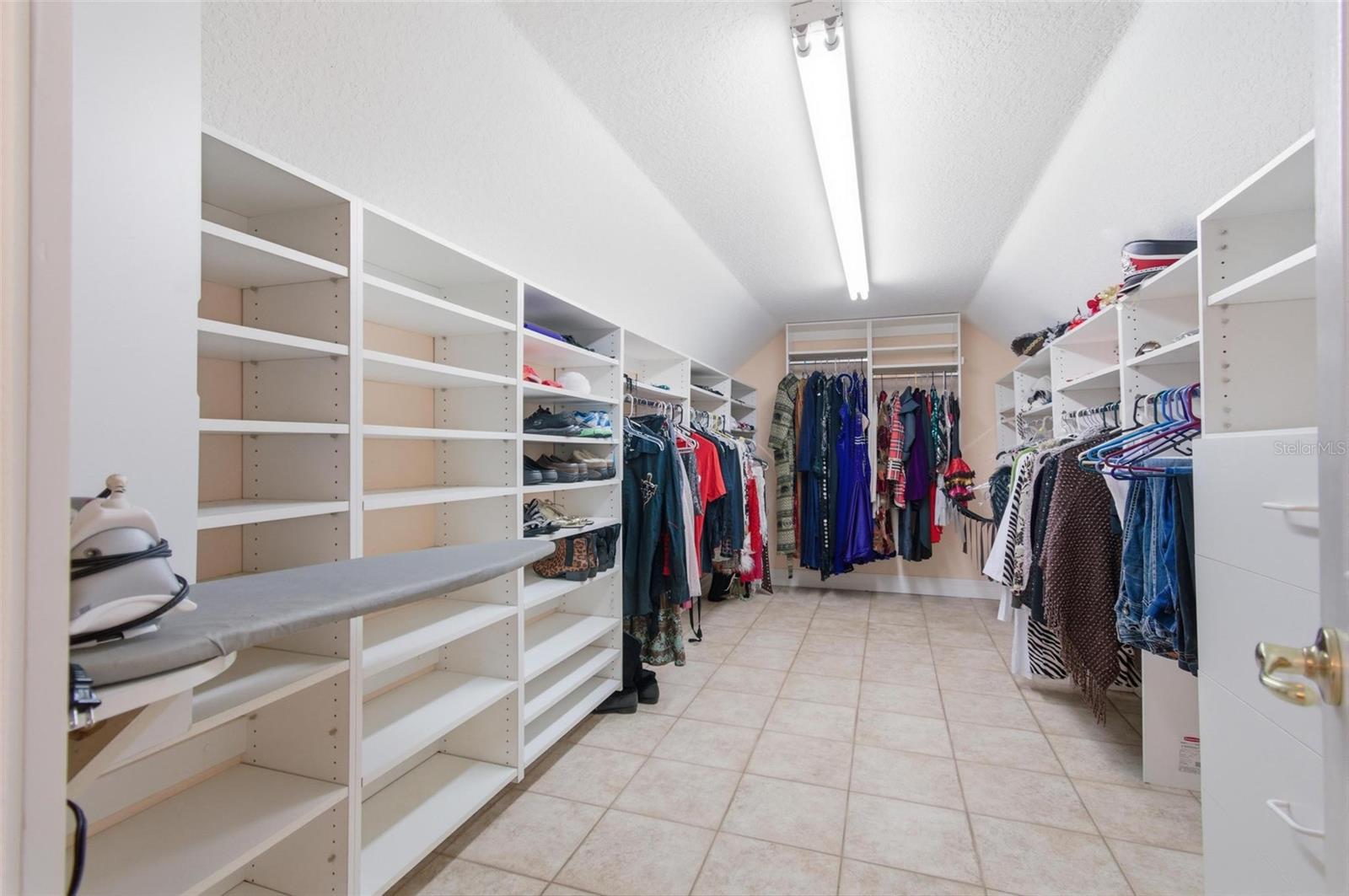 9 Whitehall Ct Property Photo 27