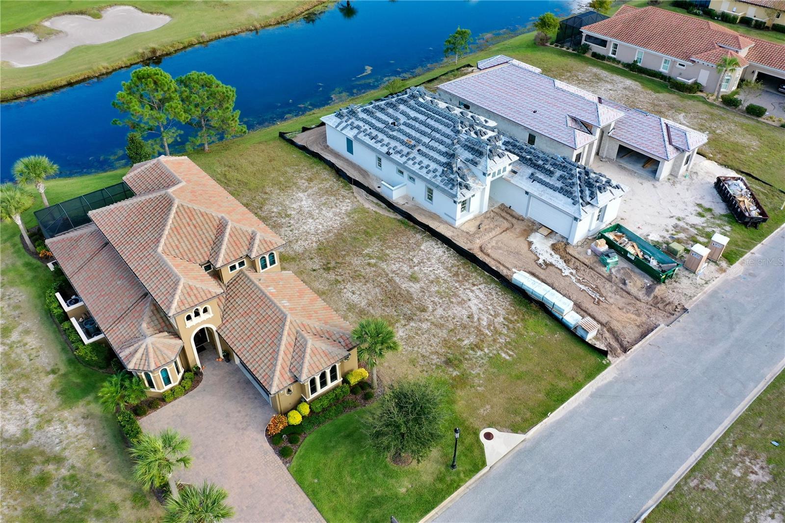 355 HIBISCUS WAY Property Photo 1
