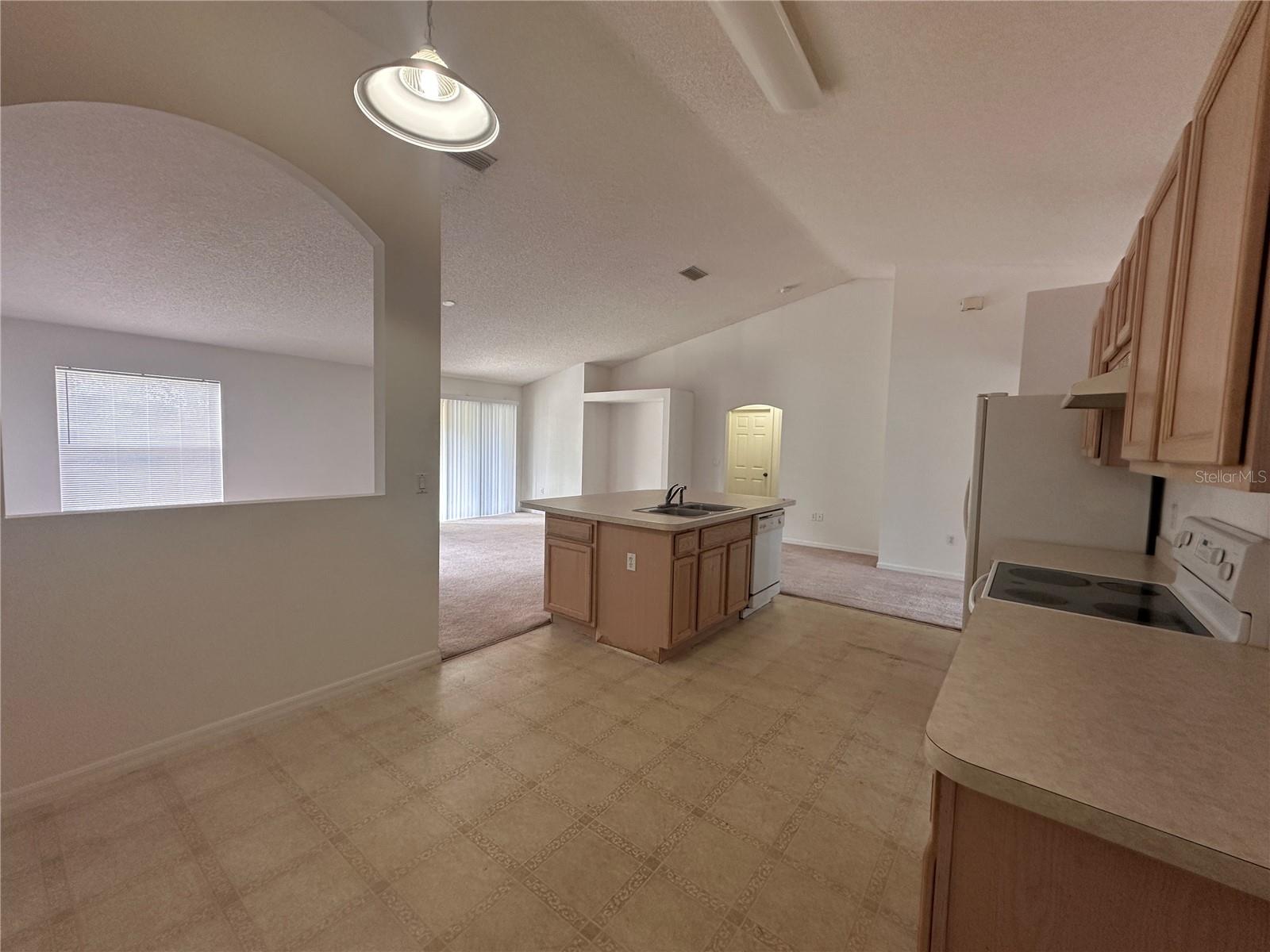 33 Rybark Ln Property Photo 6