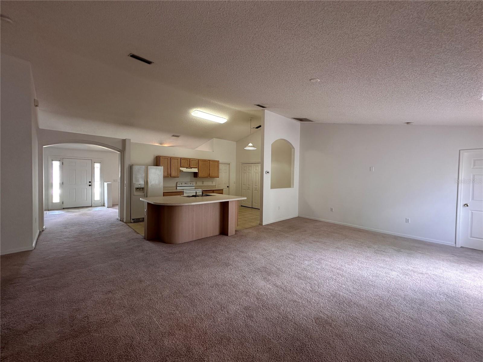 33 Rybark Ln Property Photo 7