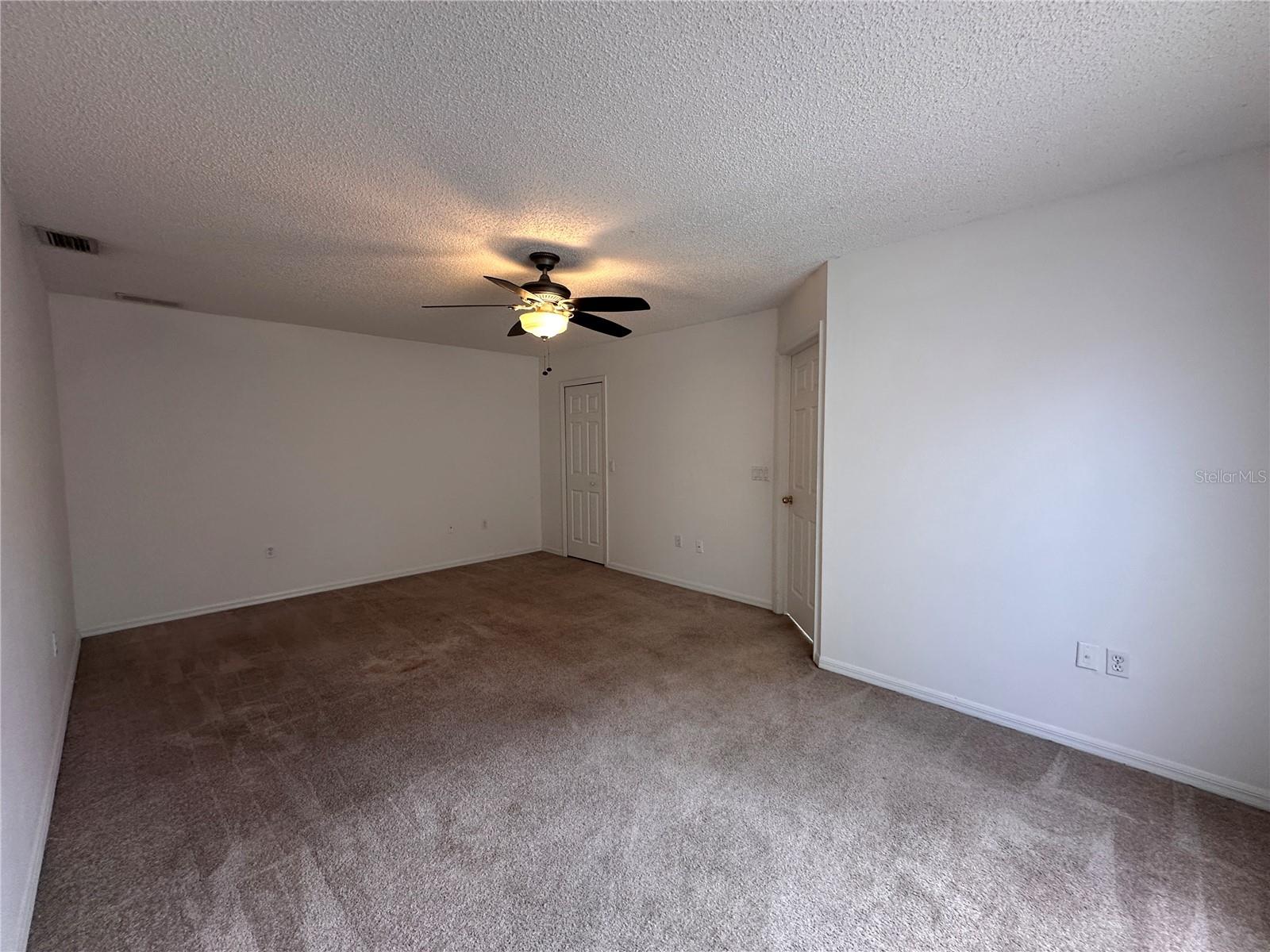 33 Rybark Ln Property Photo 12