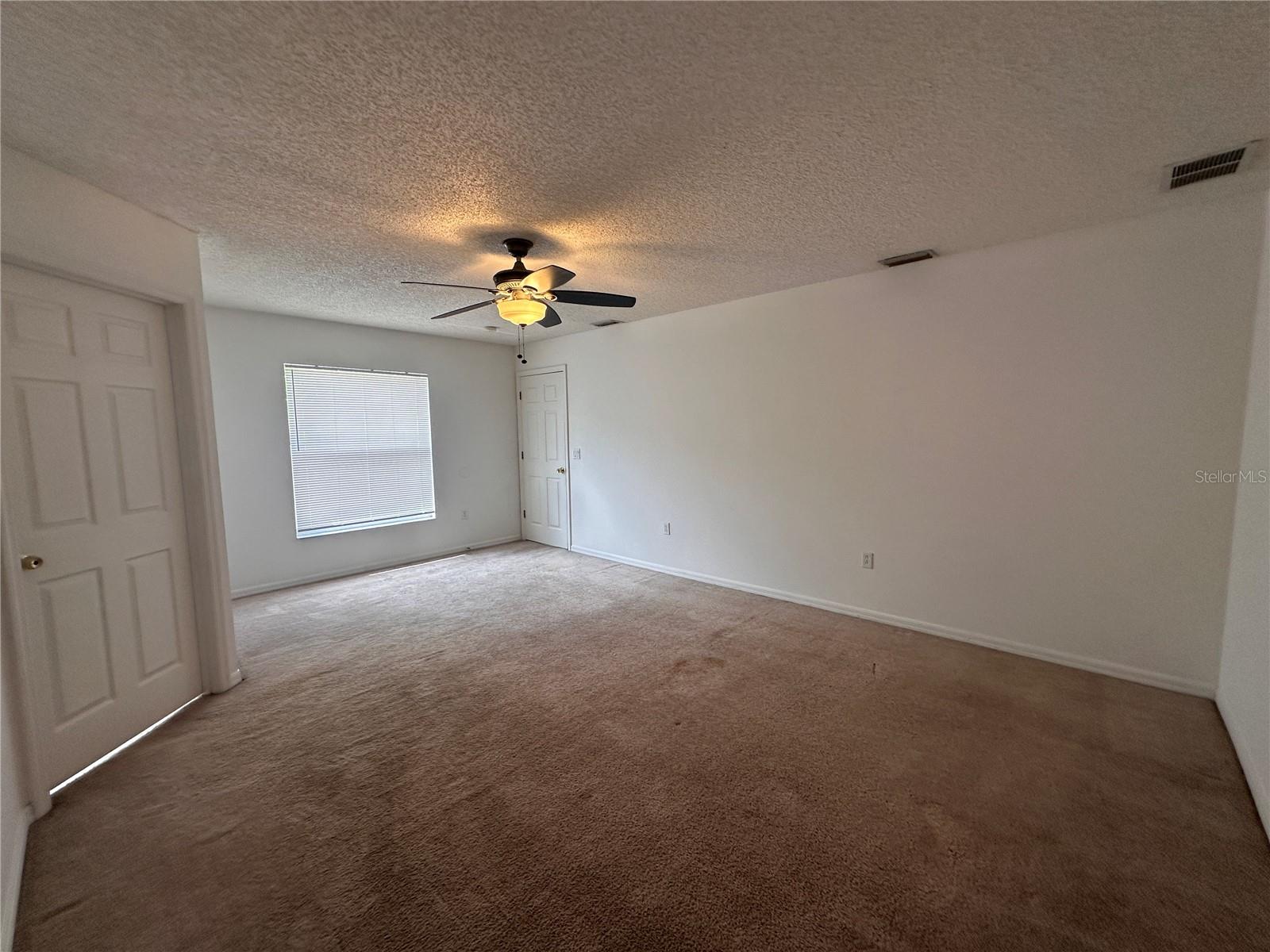 33 Rybark Ln Property Photo 13