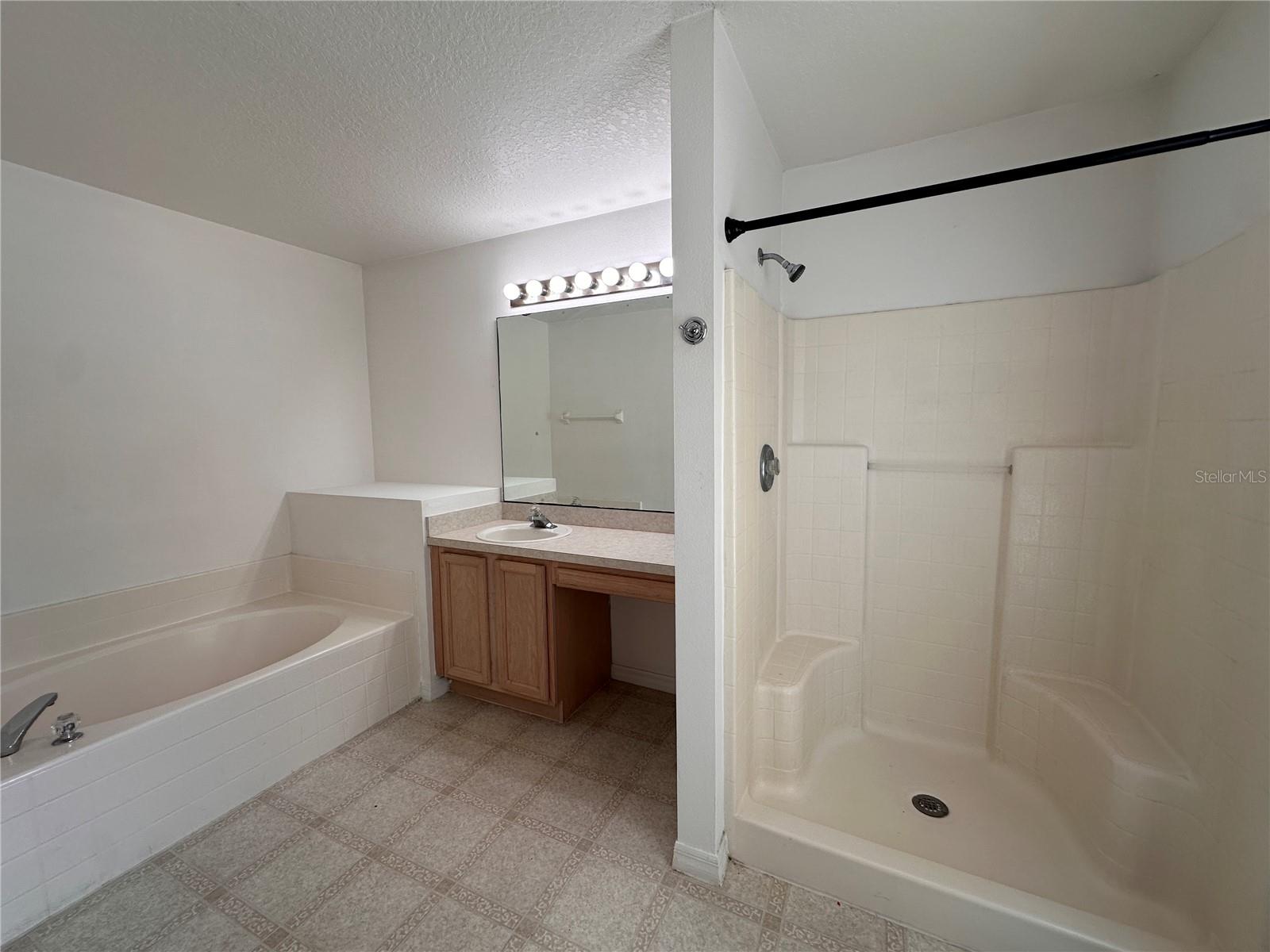 33 Rybark Ln Property Photo 16