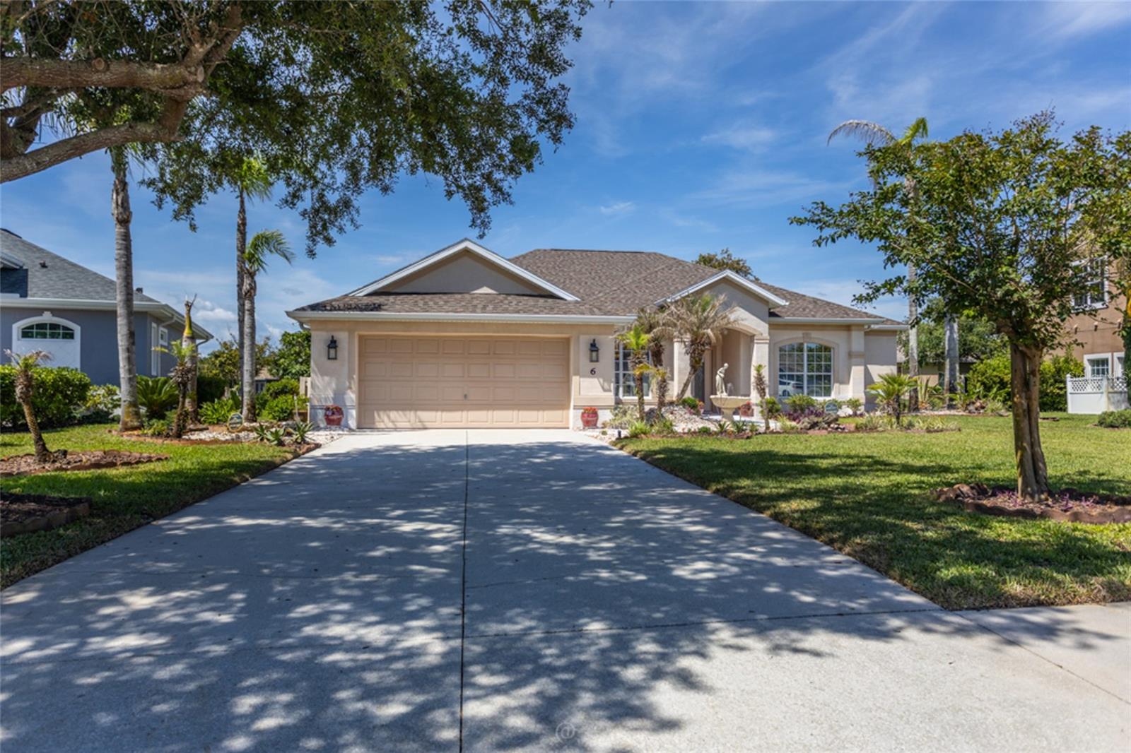 6 S Lakewalk Dr Property Photo 3