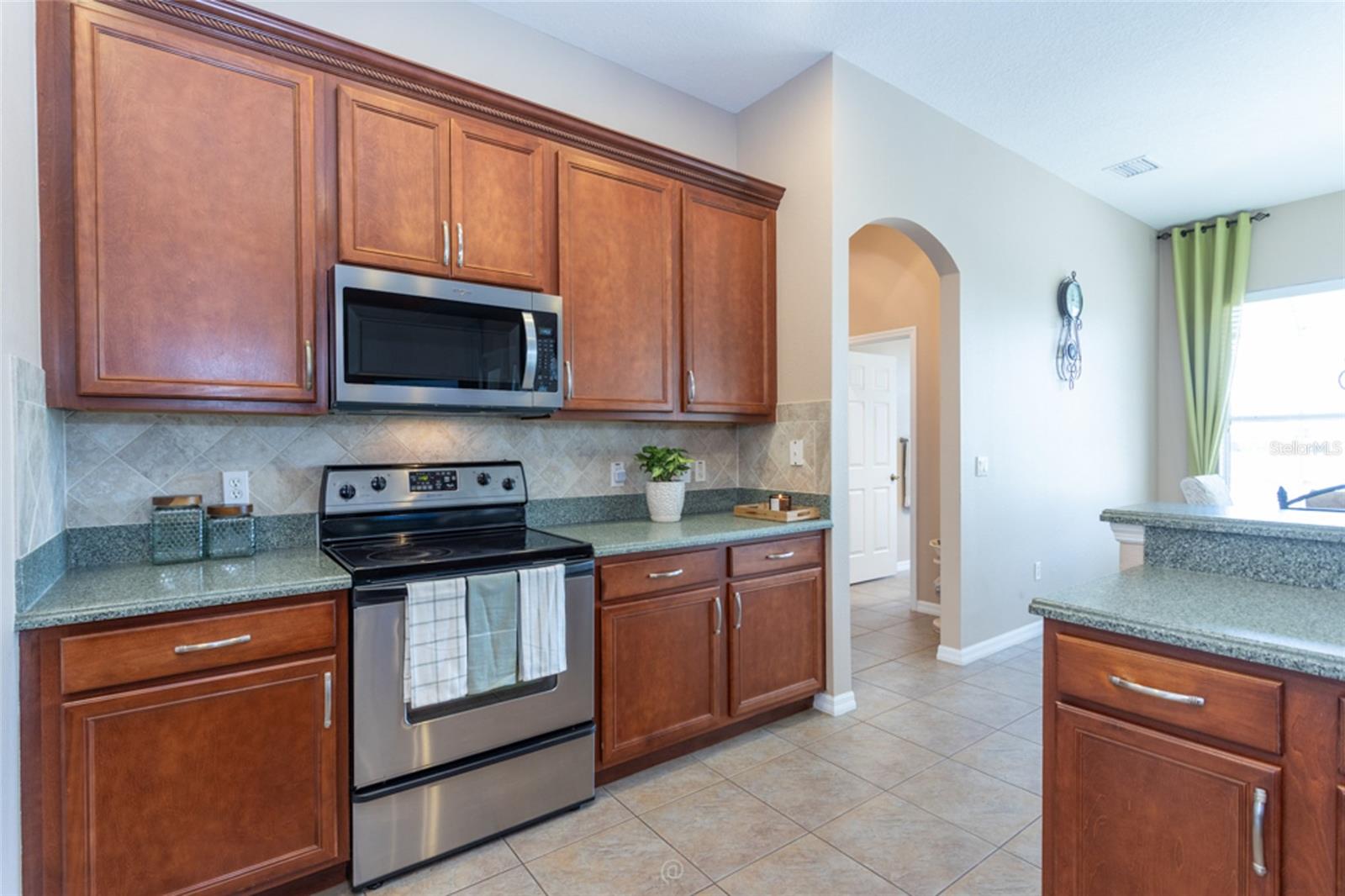 6 S Lakewalk Dr Property Photo 14