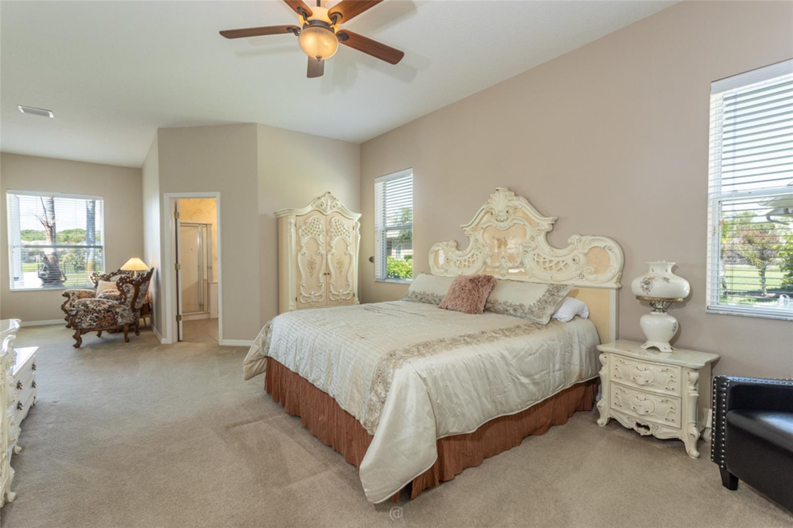 6 S Lakewalk Dr Property Photo 22