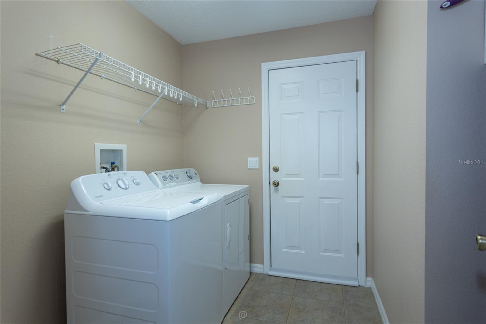 6 S Lakewalk Dr Property Photo 35