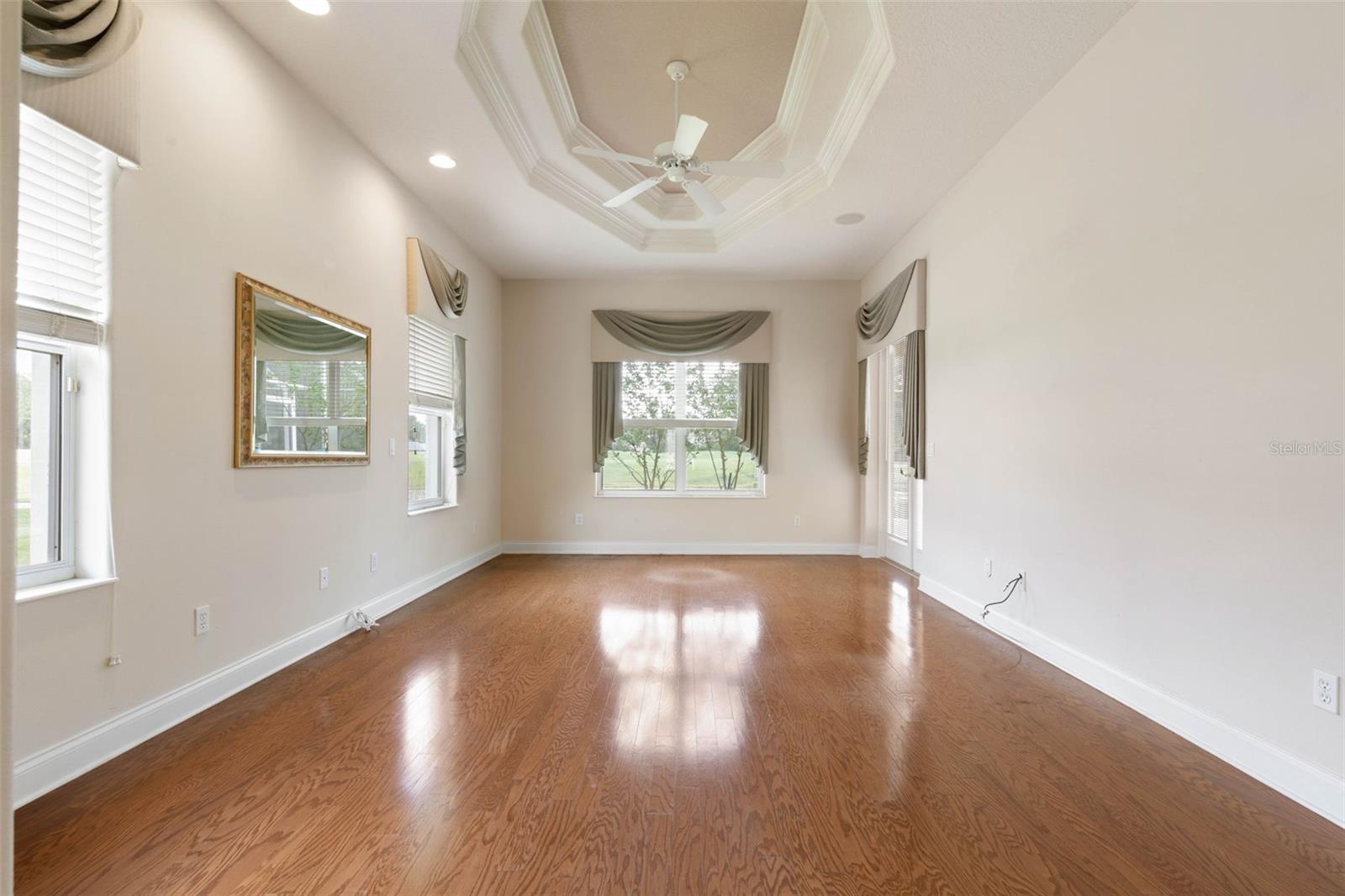 1023 Hampstead Ln Property Photo 24