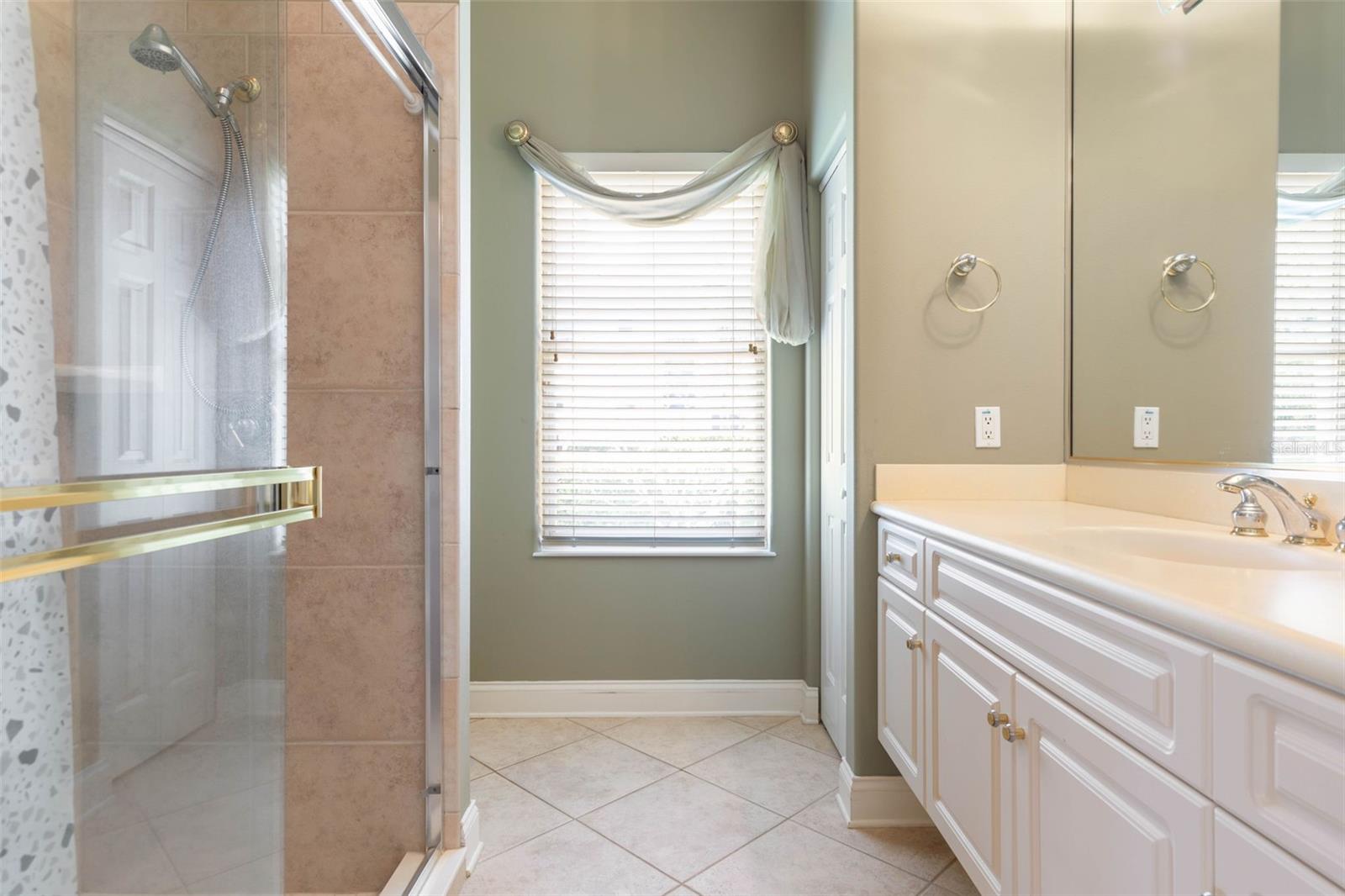 1023 Hampstead Ln Property Photo 38