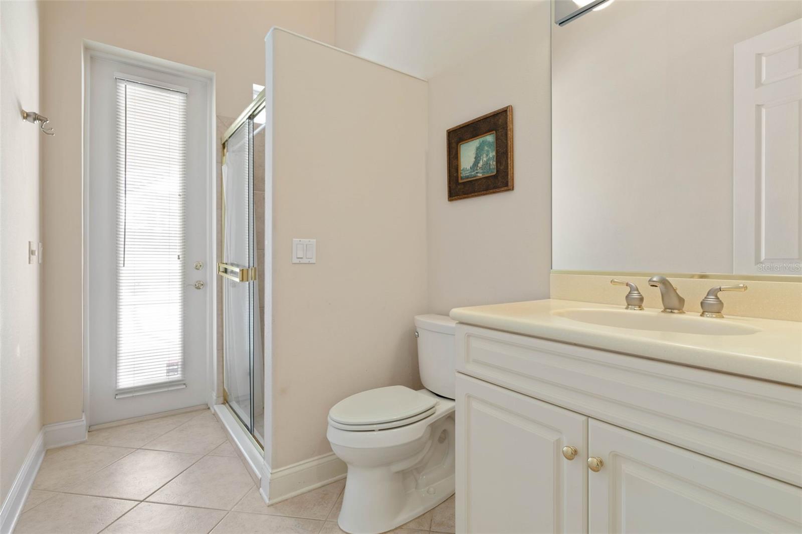 1023 Hampstead Ln Property Photo 43