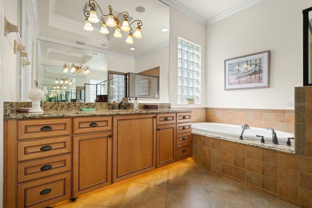 102 Lagare St Property Photo 41