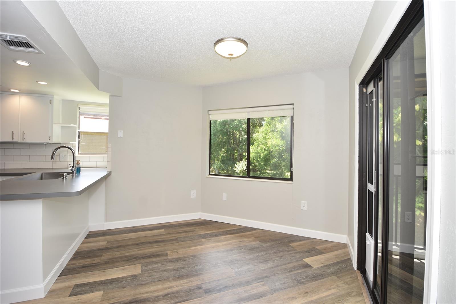 4 Southbury Ct #4 Property Photo 12