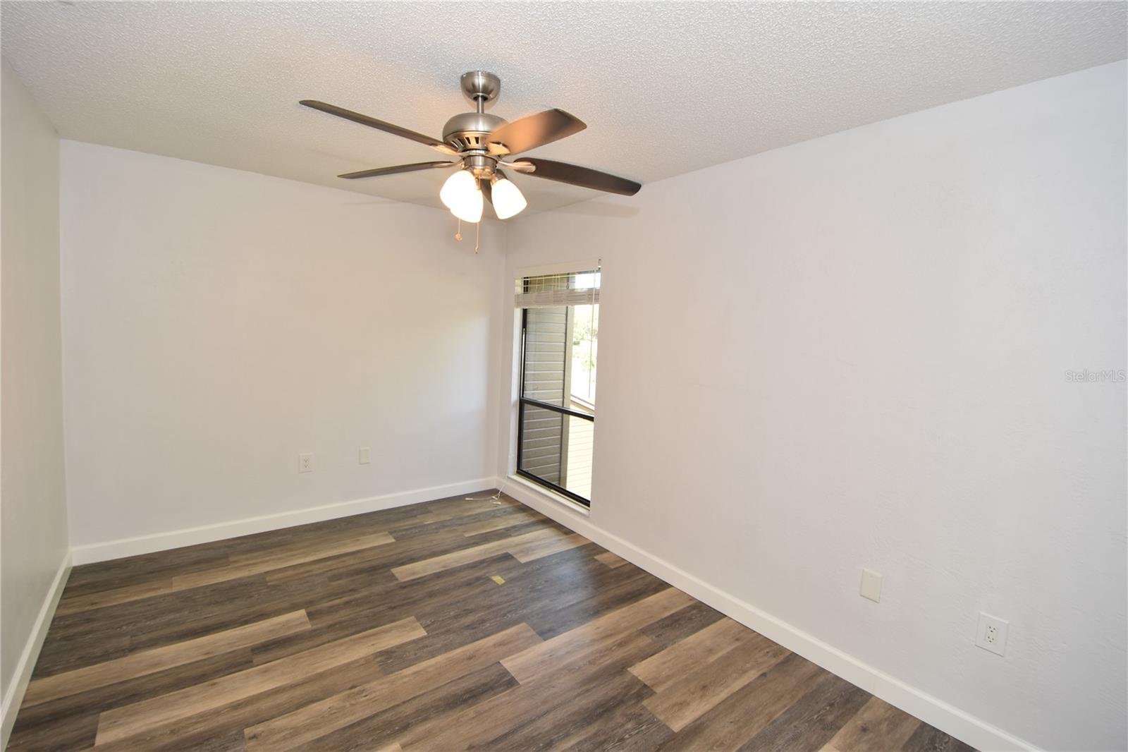 4 Southbury Ct #4 Property Photo 22