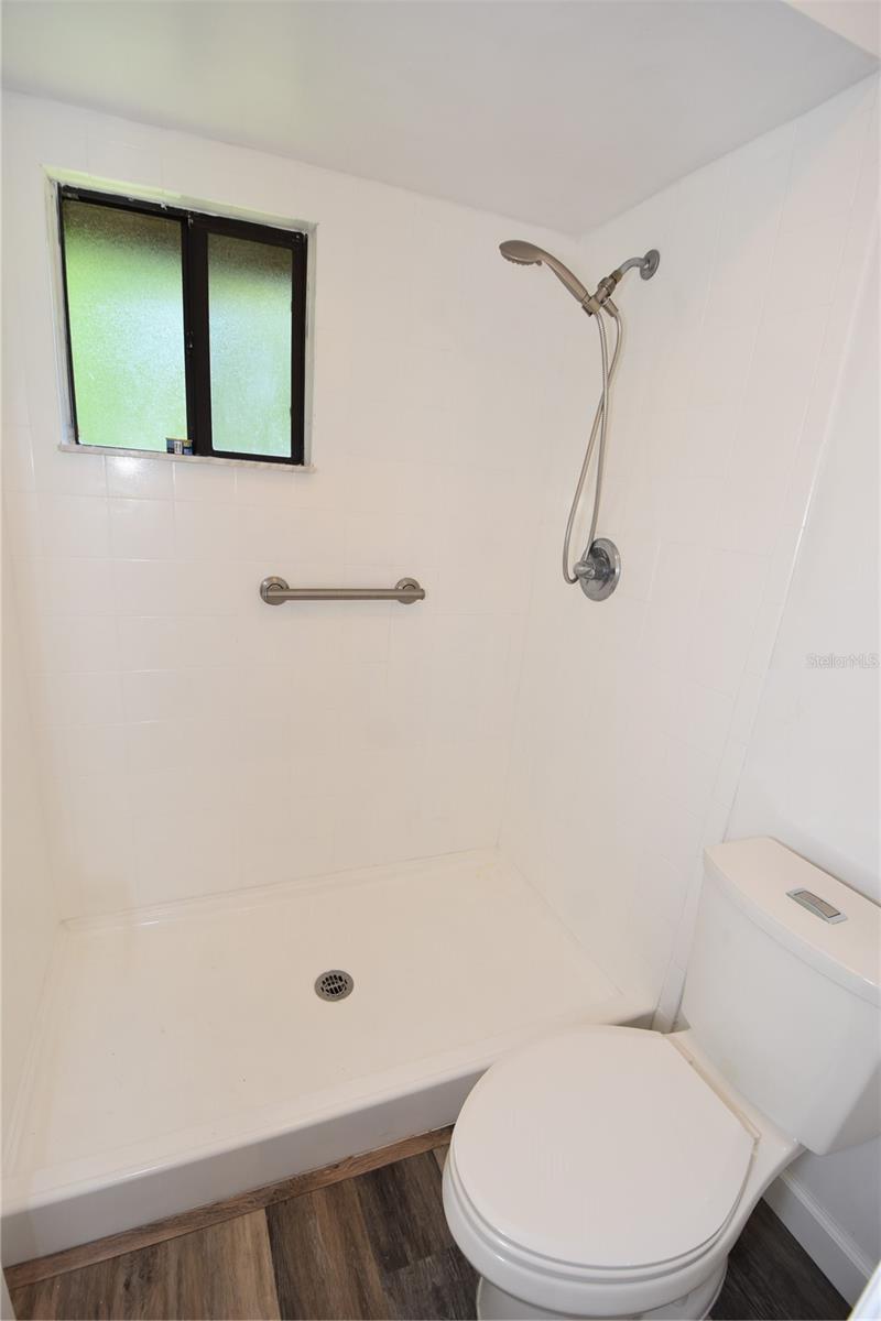4 Southbury Ct #4 Property Photo 30