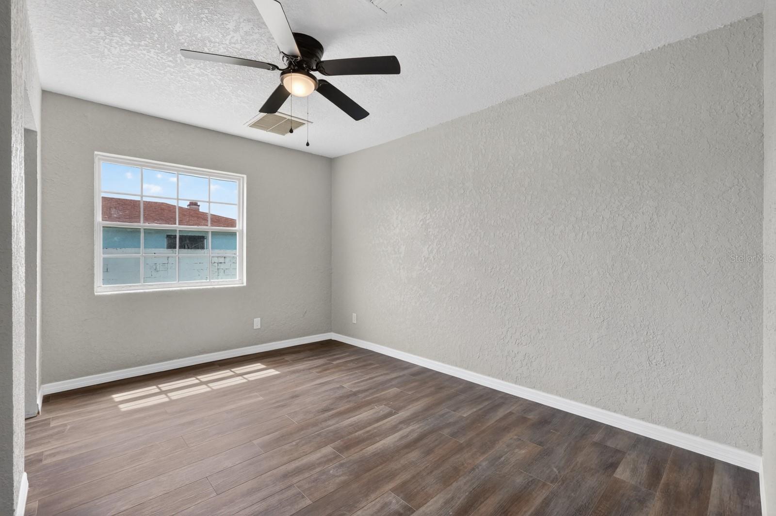 1027 Bel Aire Dr Property Photo 17