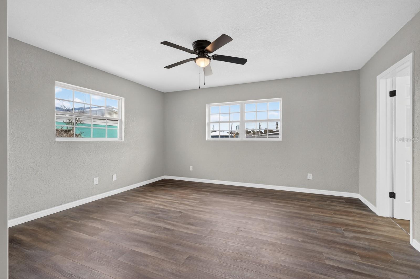 1027 Bel Aire Dr Property Photo 18