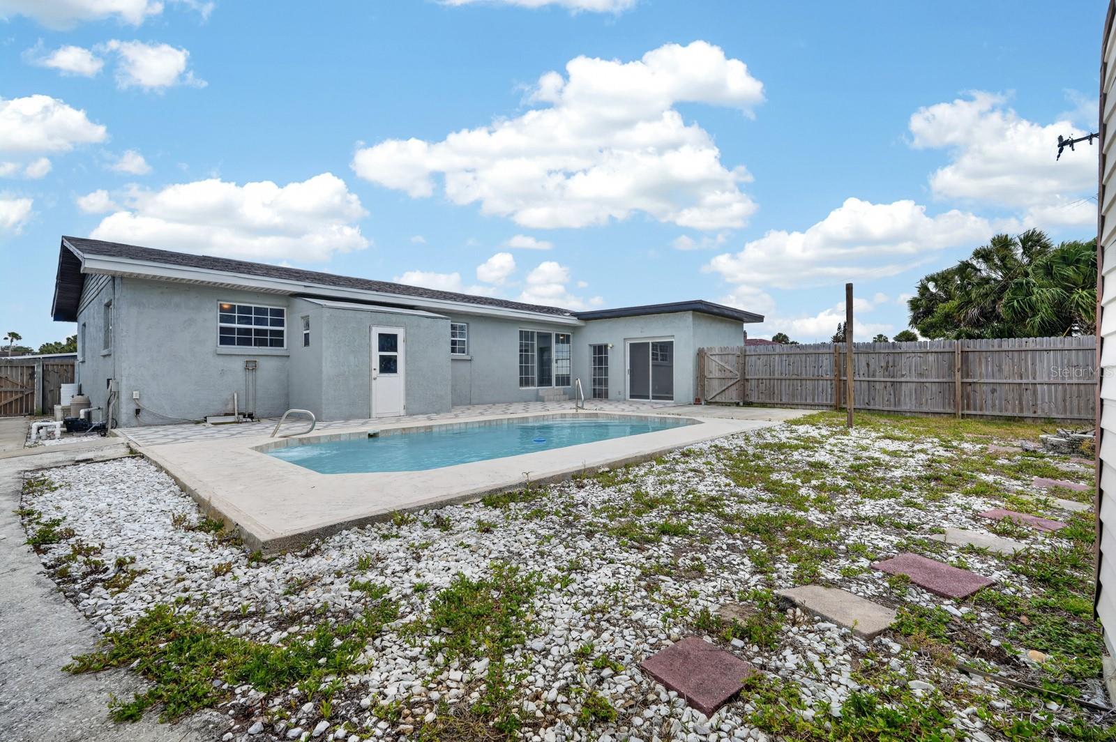 1027 Bel Aire Dr Property Photo 35