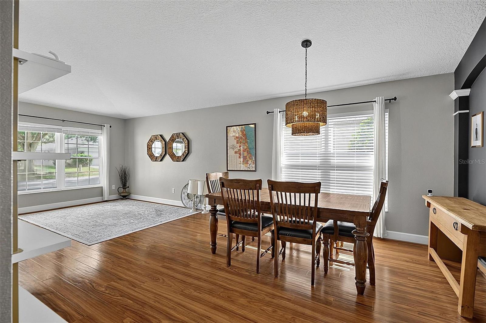 1737 Setting Sun Loop Property Photo 11