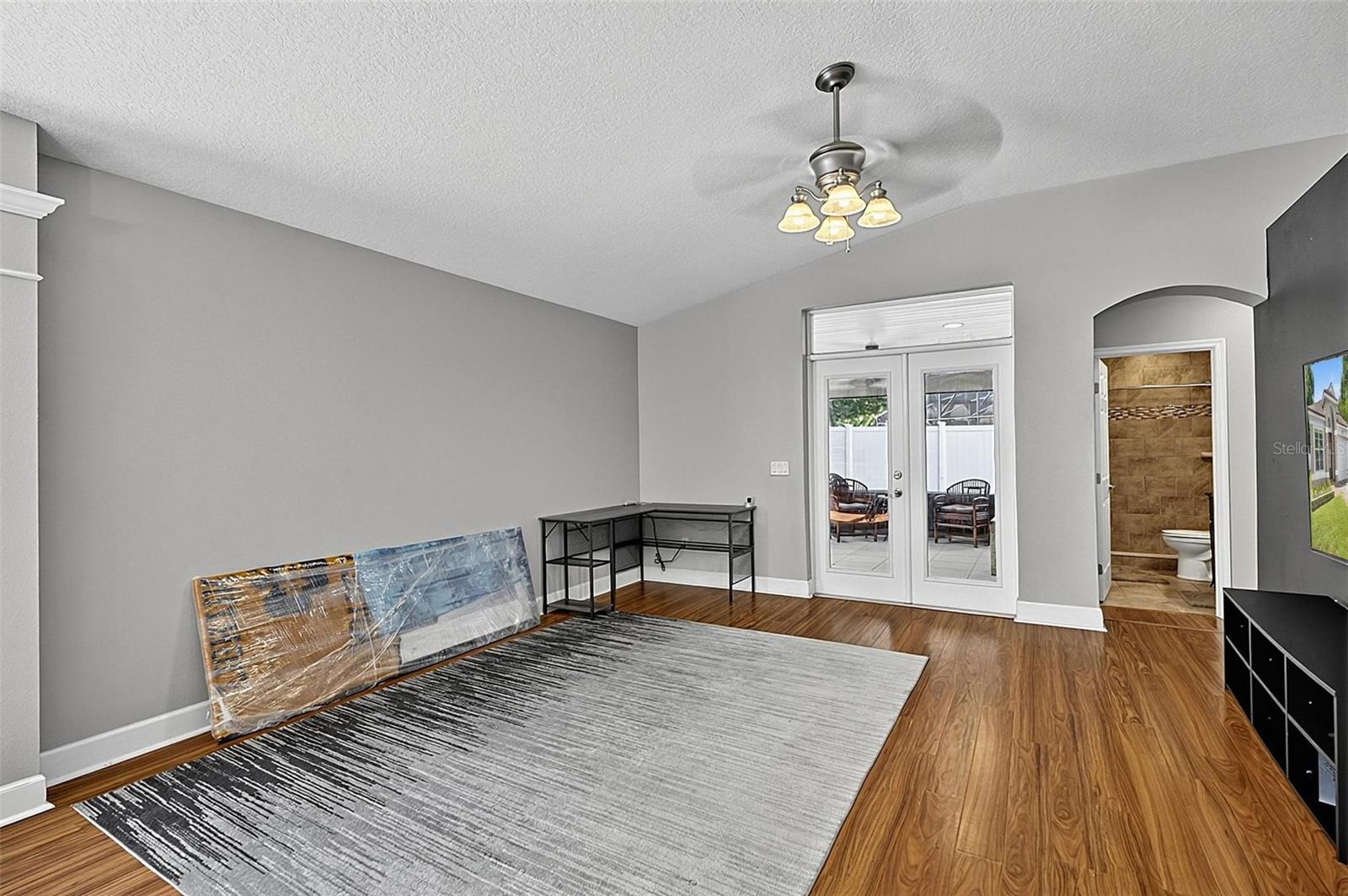 1737 Setting Sun Loop Property Photo 30