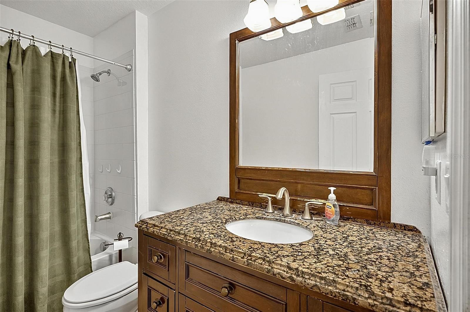 1737 Setting Sun Loop Property Photo 41