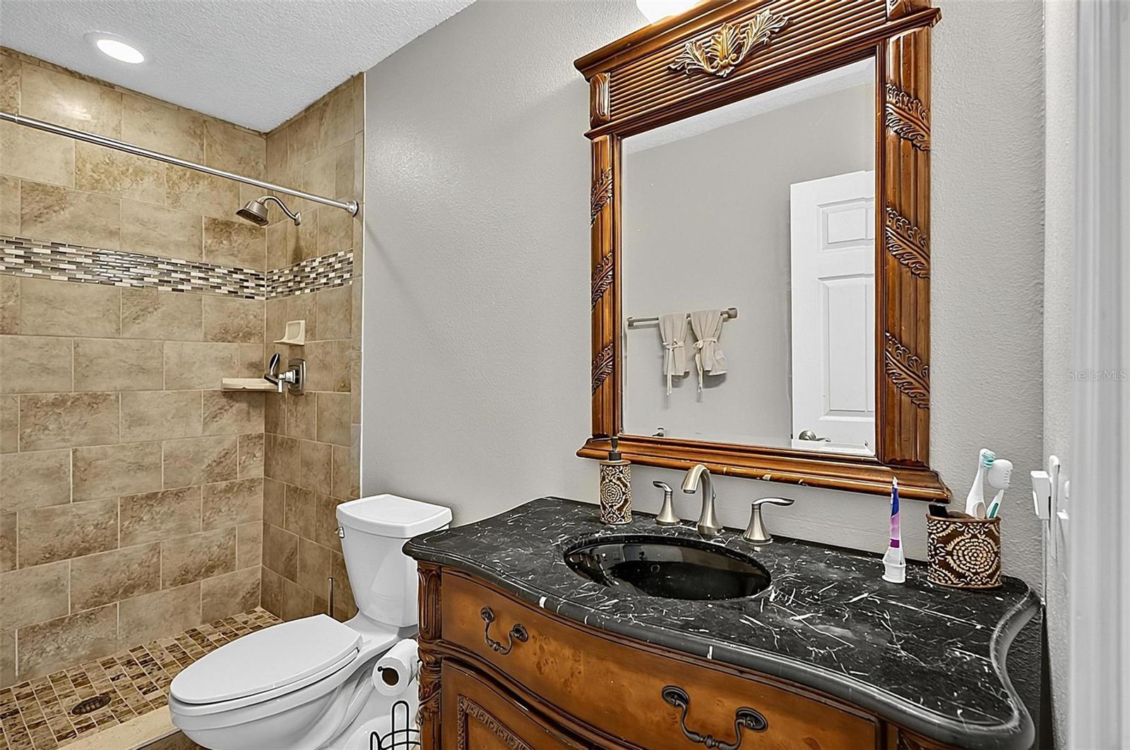 1737 Setting Sun Loop Property Photo 46