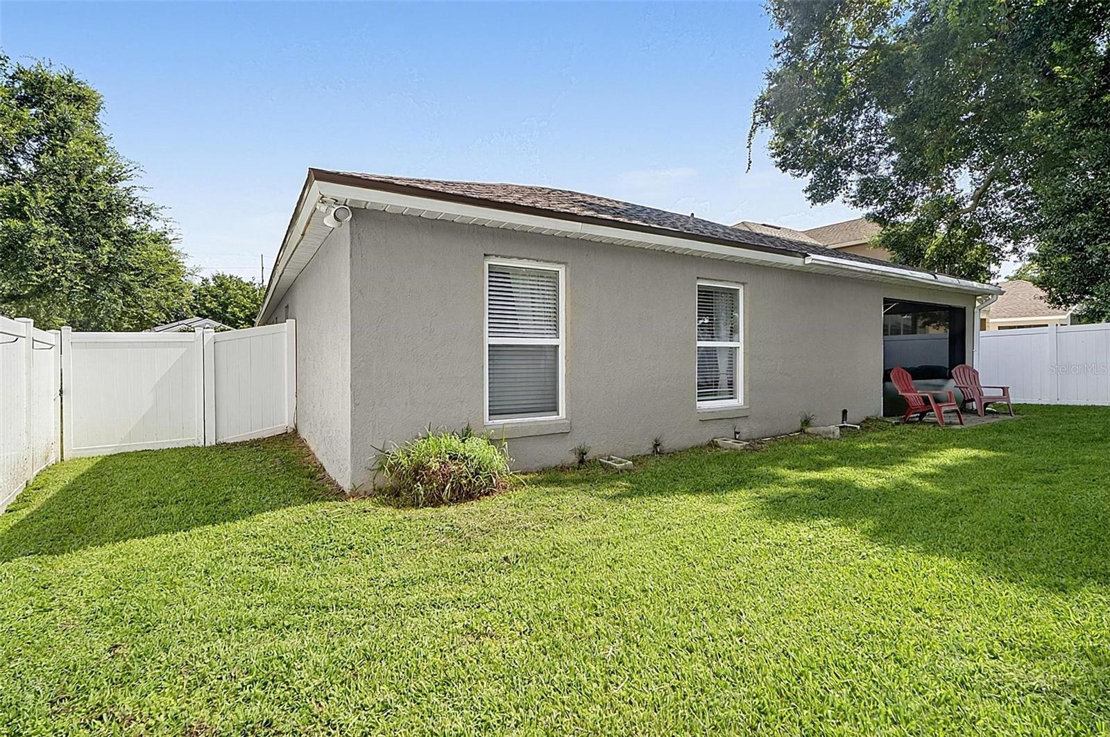 1737 Setting Sun Loop Property Photo 56