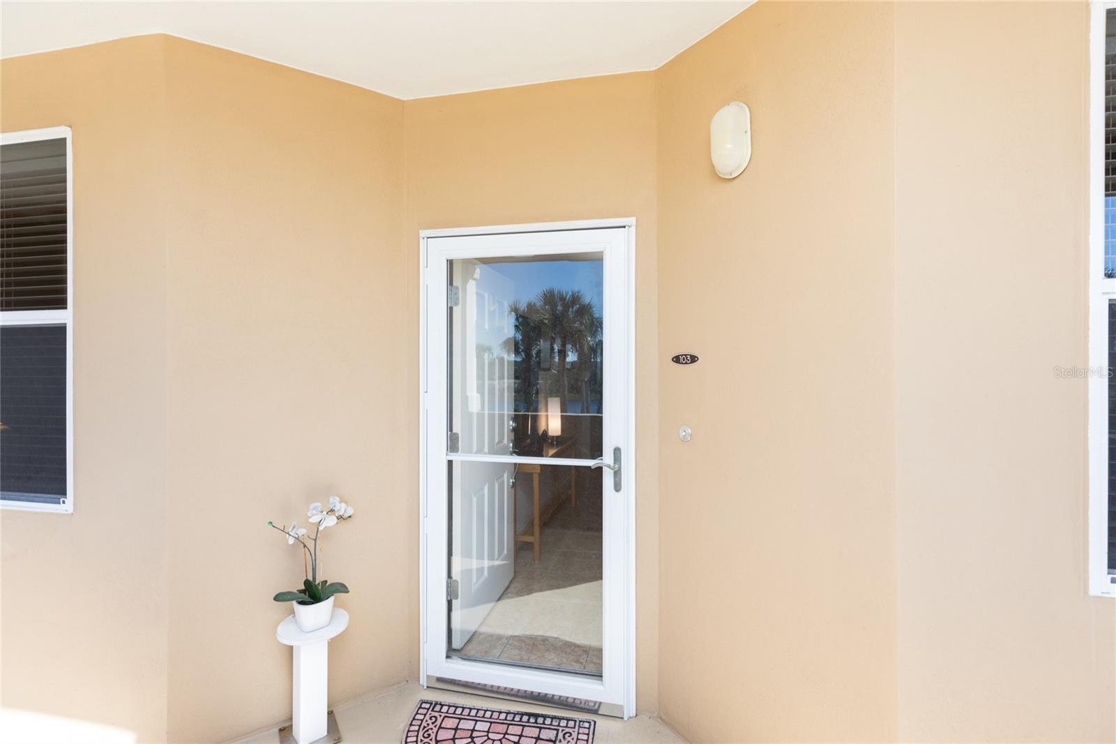 80 Surfview Dr #103 Property Photo 6