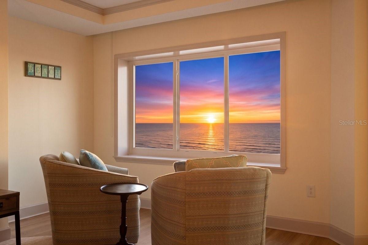 200 Ocean Crest Dr #713 Property Photo 4