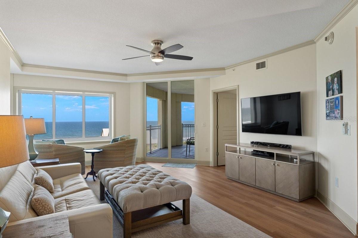 200 Ocean Crest Dr #713 Property Photo 7