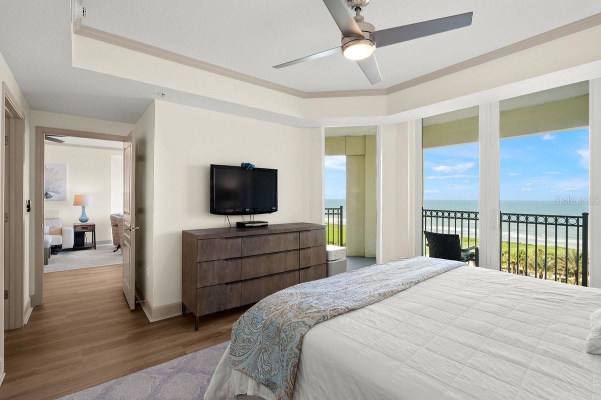 200 Ocean Crest Dr #713 Property Photo 22