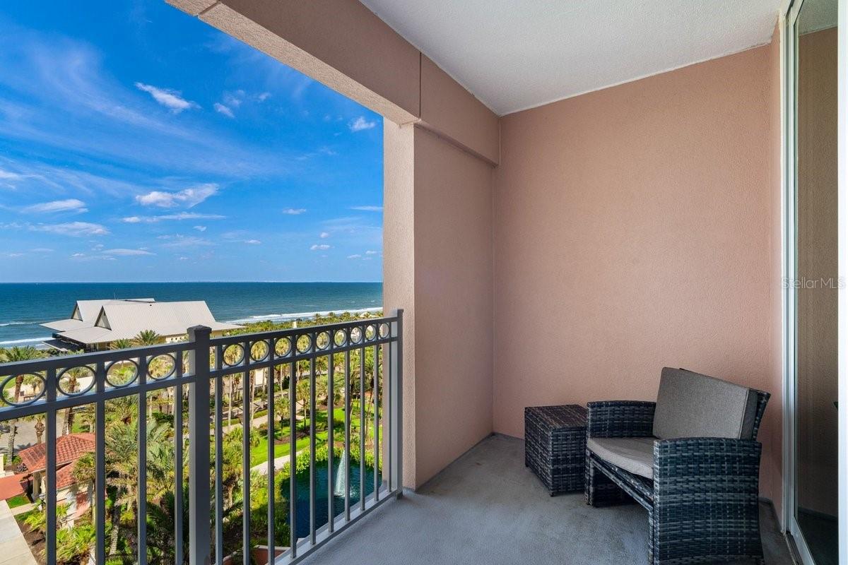 200 Ocean Crest Dr #713 Property Photo 31