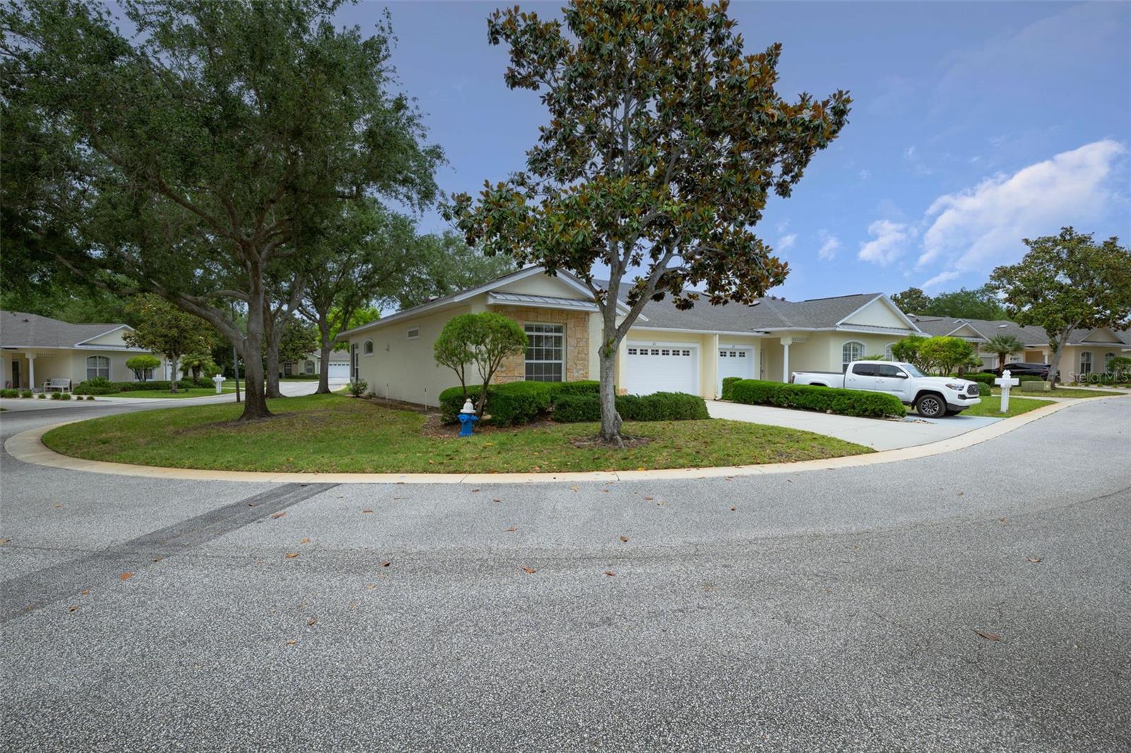 21 Summerwind Cir #107 Property Photo 2