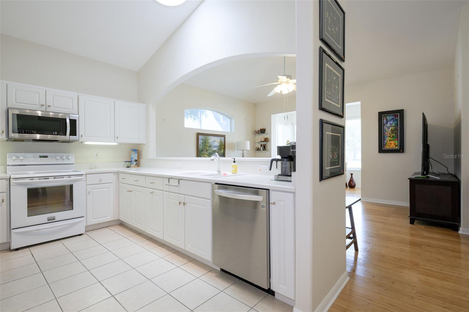 21 Summerwind Cir #107 Property Photo 10