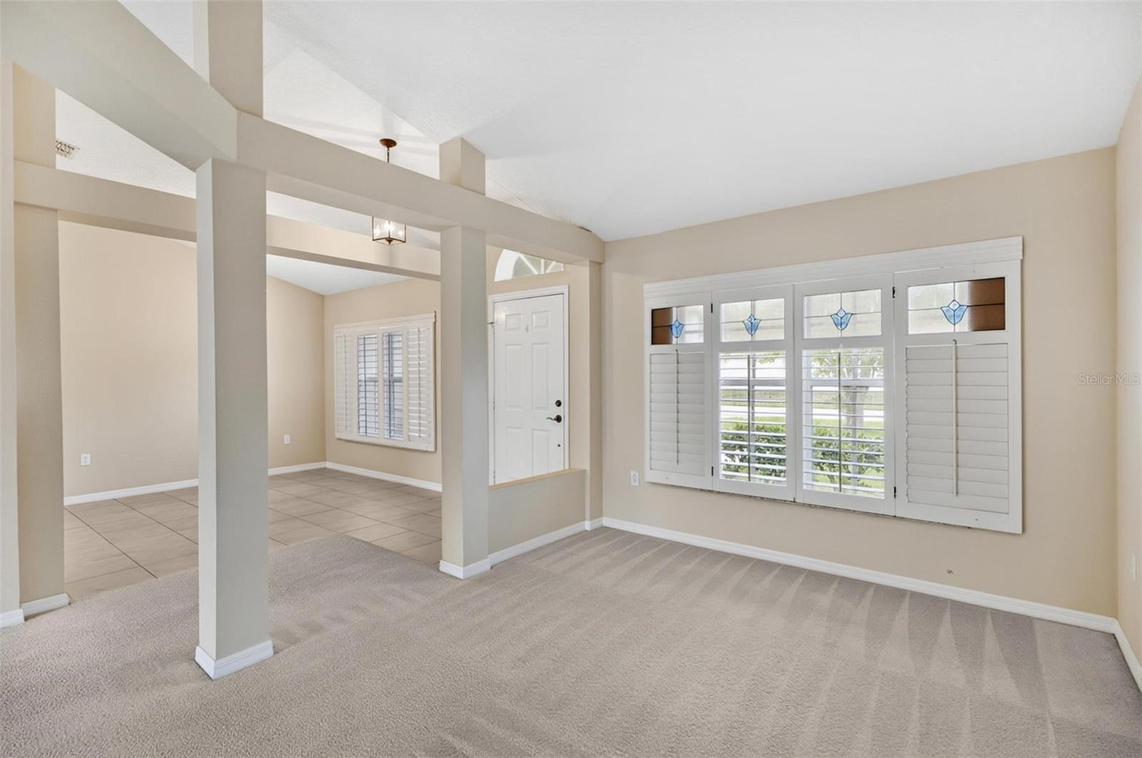 1 Ethan Pl Property Photo 7