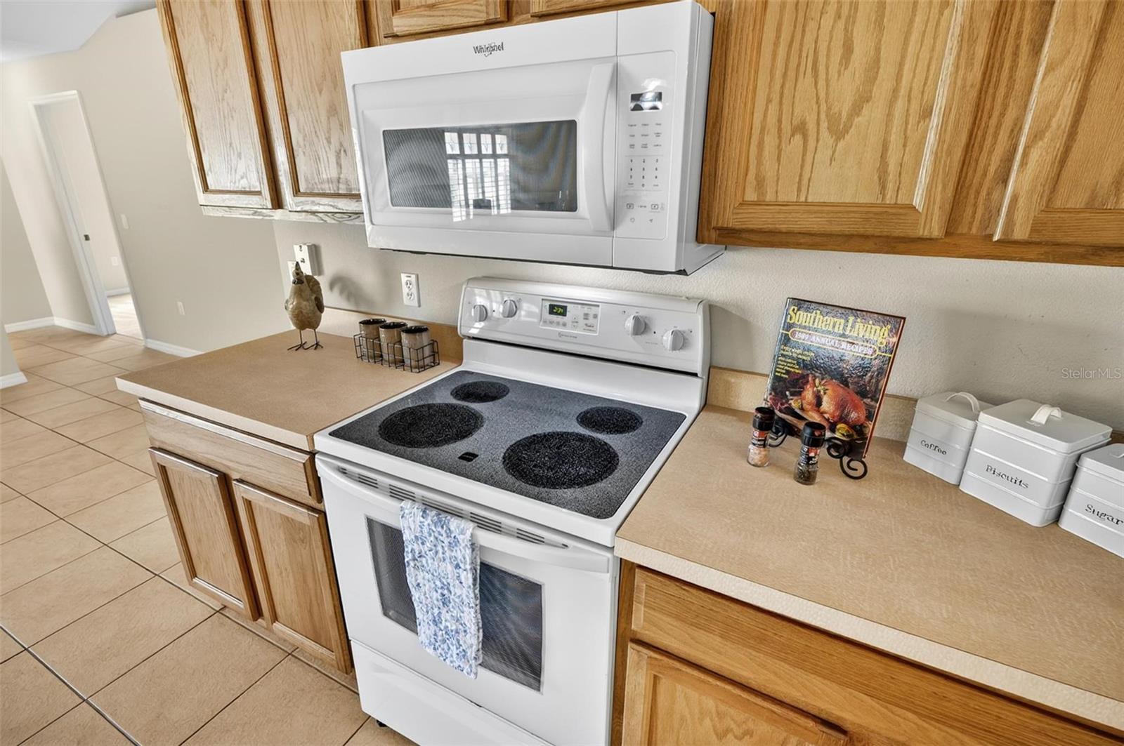1 Ethan Pl Property Photo 24